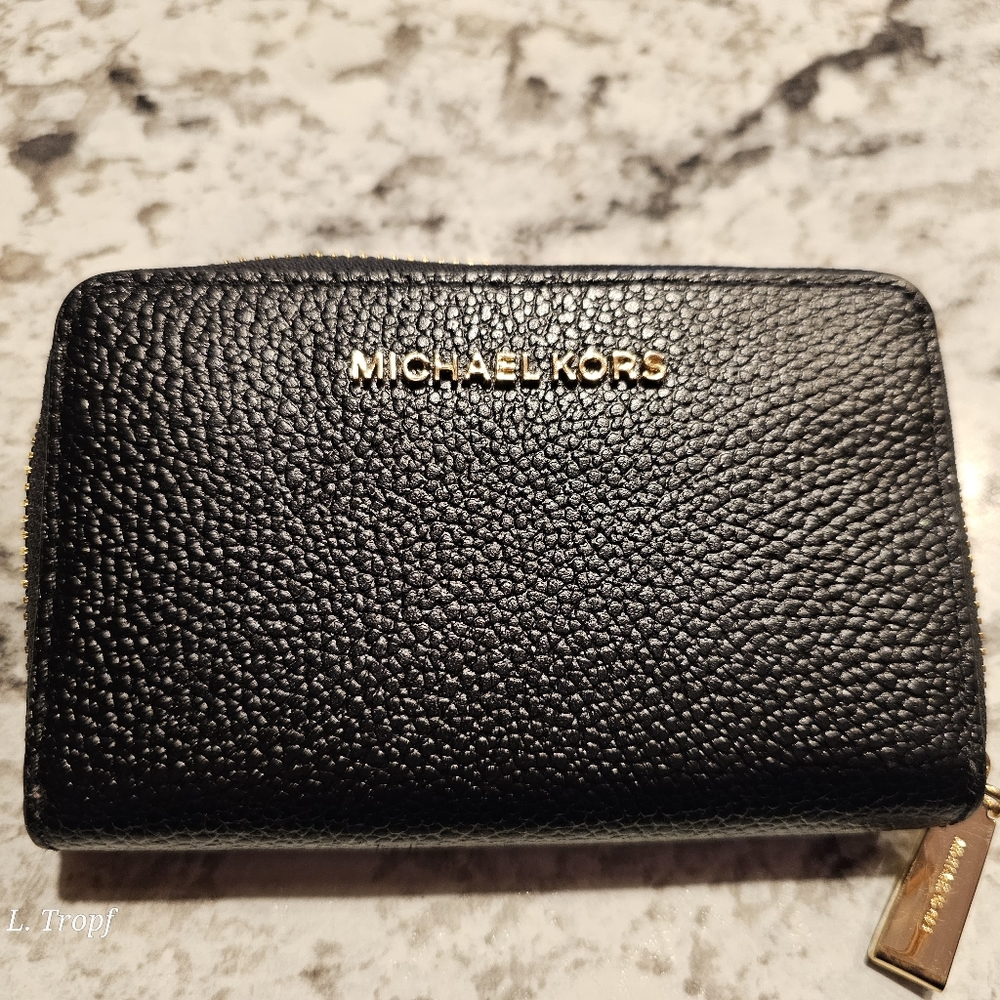 Michael Kors small wallet